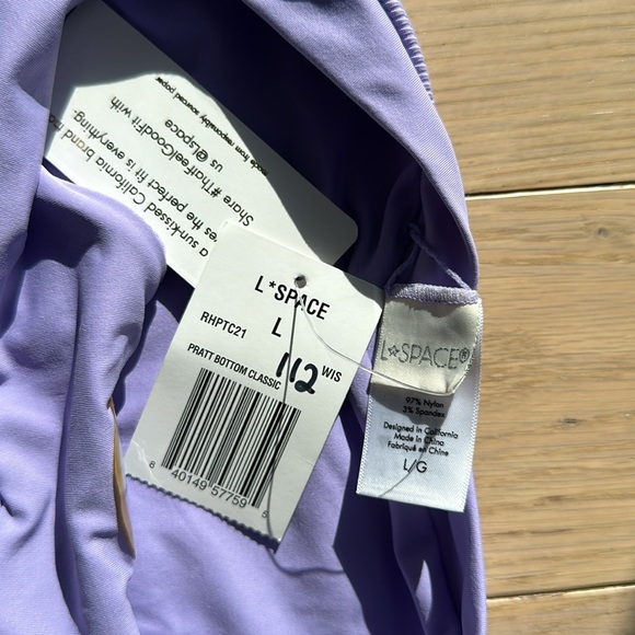 L space bikini - Picture 6 of 7